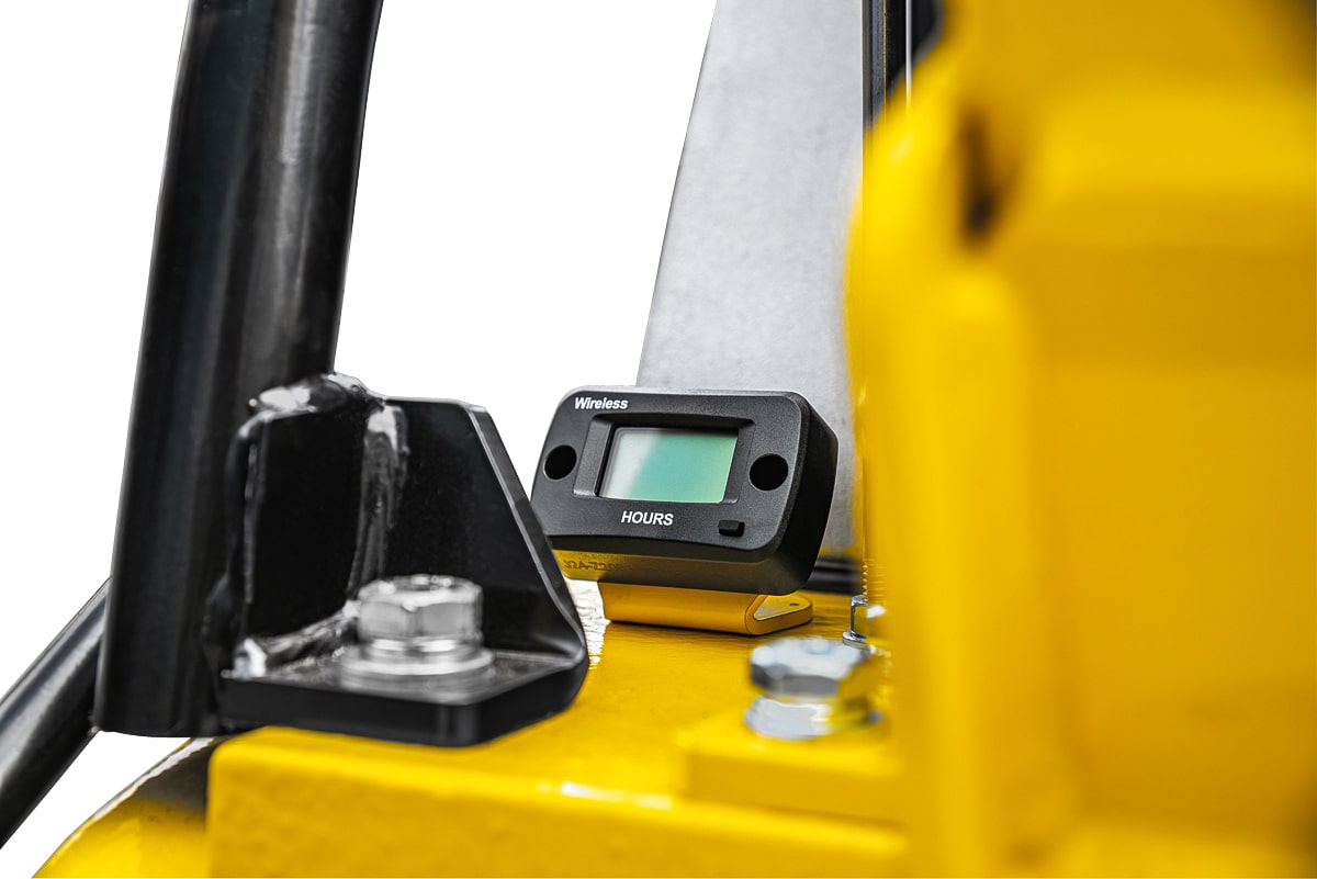 Виброплита реверсивная TSS-CP-240D (гидравлический привод, электростарт, АКБ)