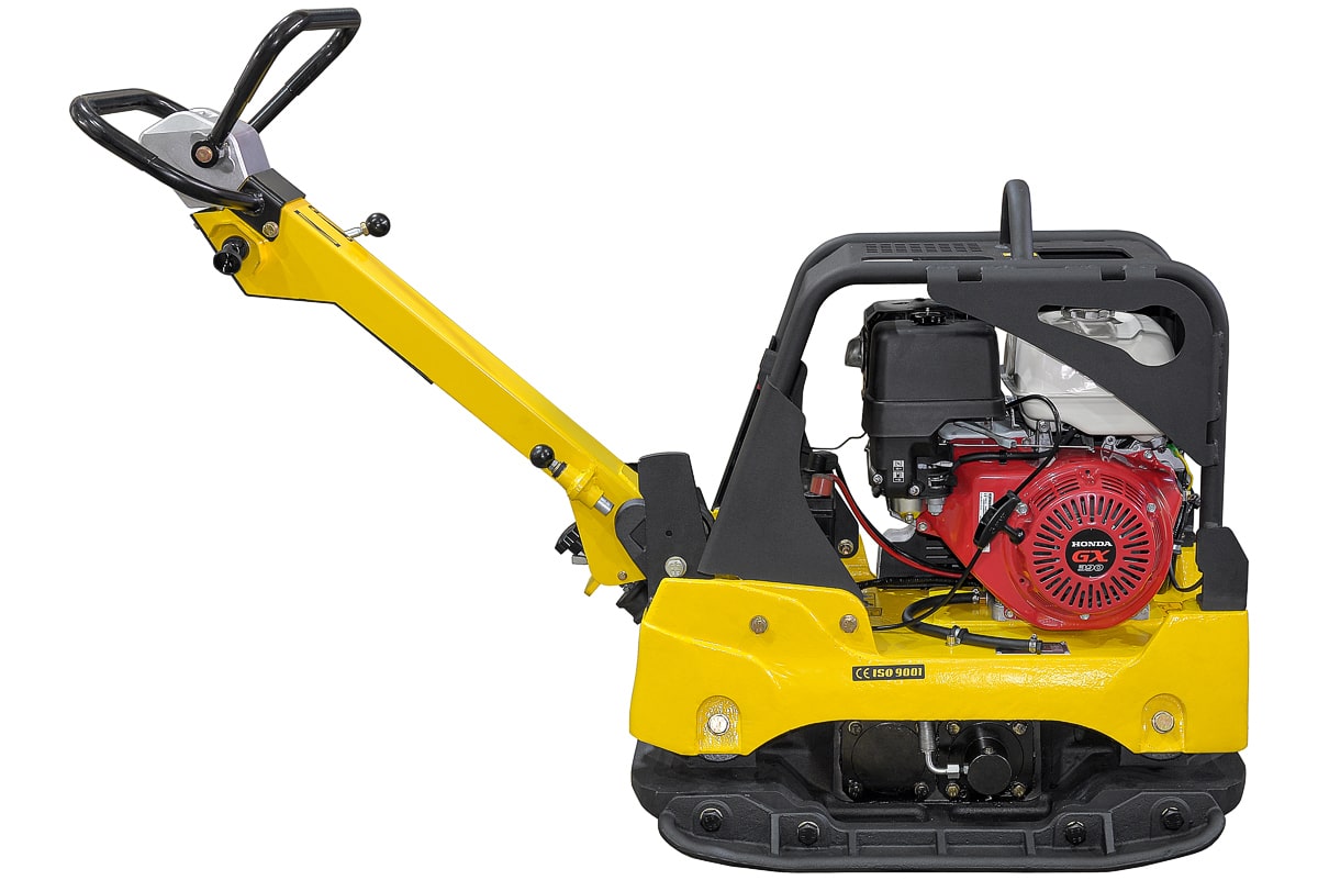 Виброплита реверсивная TSS-CP-320 (гидравлический привод, электростарт, АКБ)  