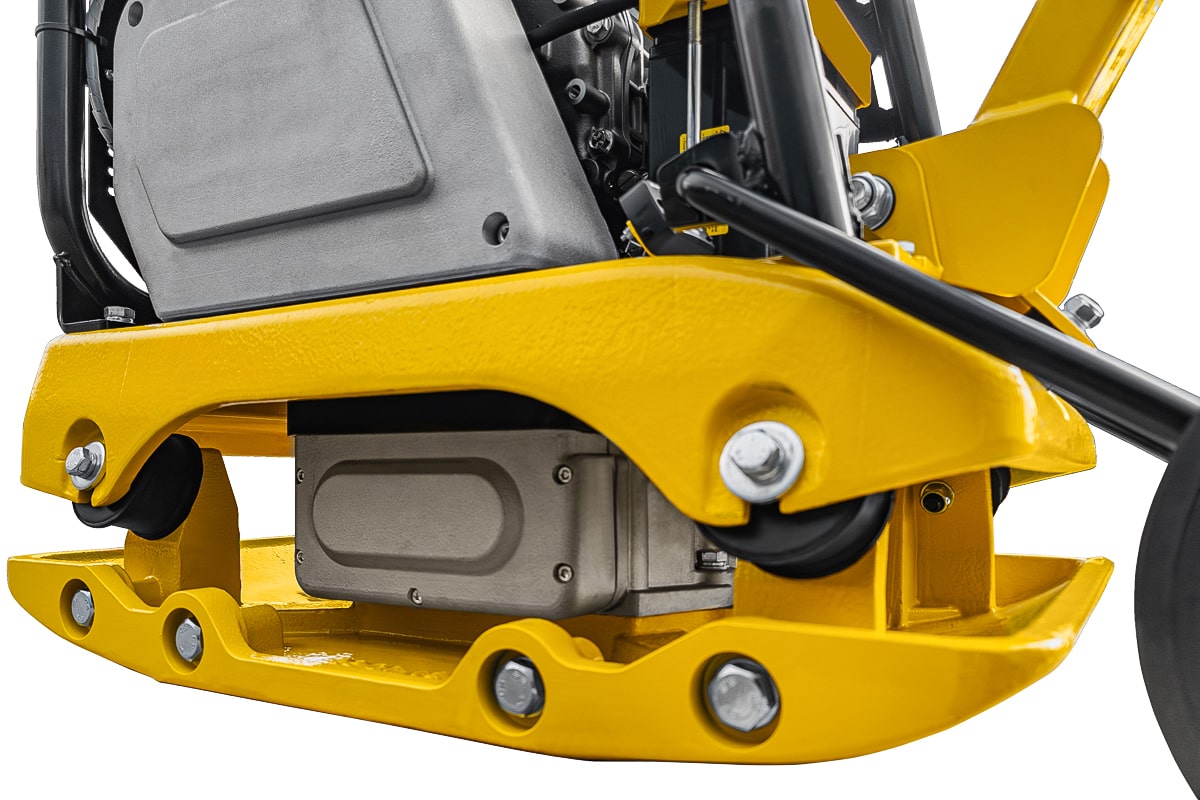 Виброплита реверсивная TSS-CP-240D (гидравлический привод, электростарт, АКБ)