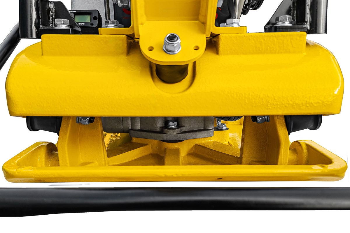 Виброплита реверсивная TSS-CP-240D (гидравлический привод, электростарт, АКБ)